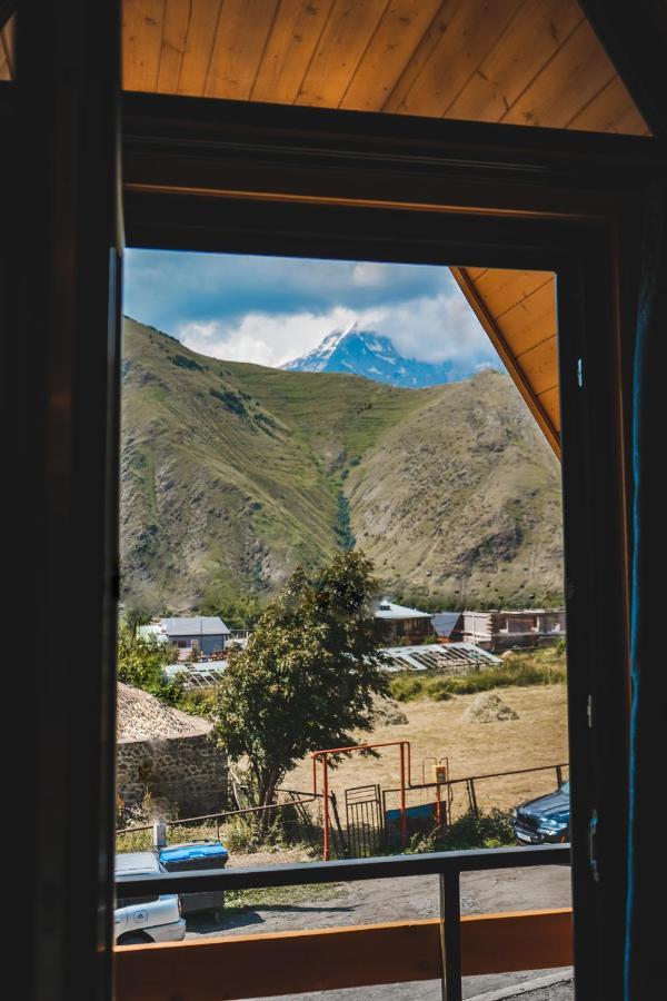 Appartamento Kazbegi Folk Esterno foto