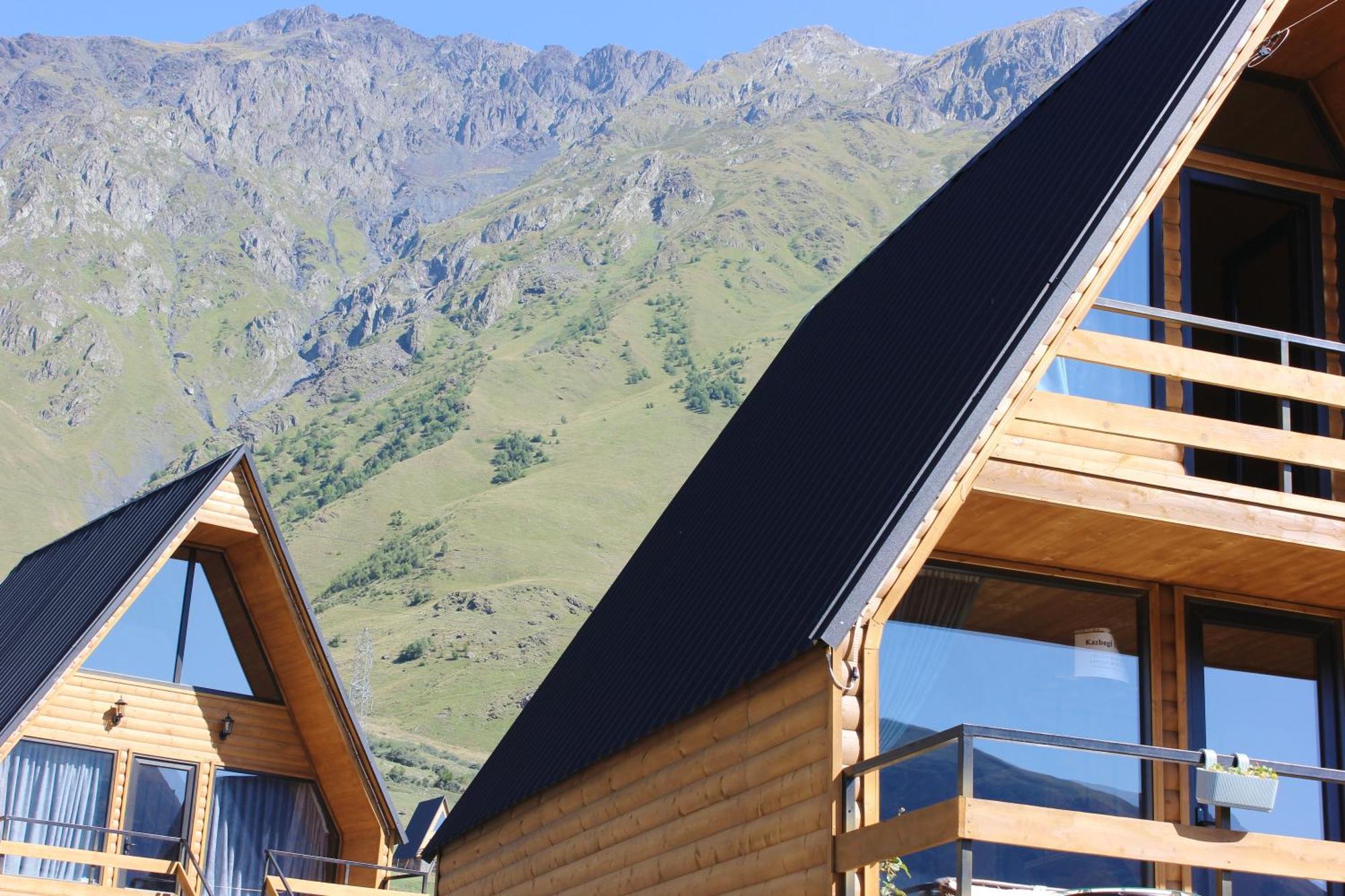 Appartamento Kazbegi Folk Esterno foto