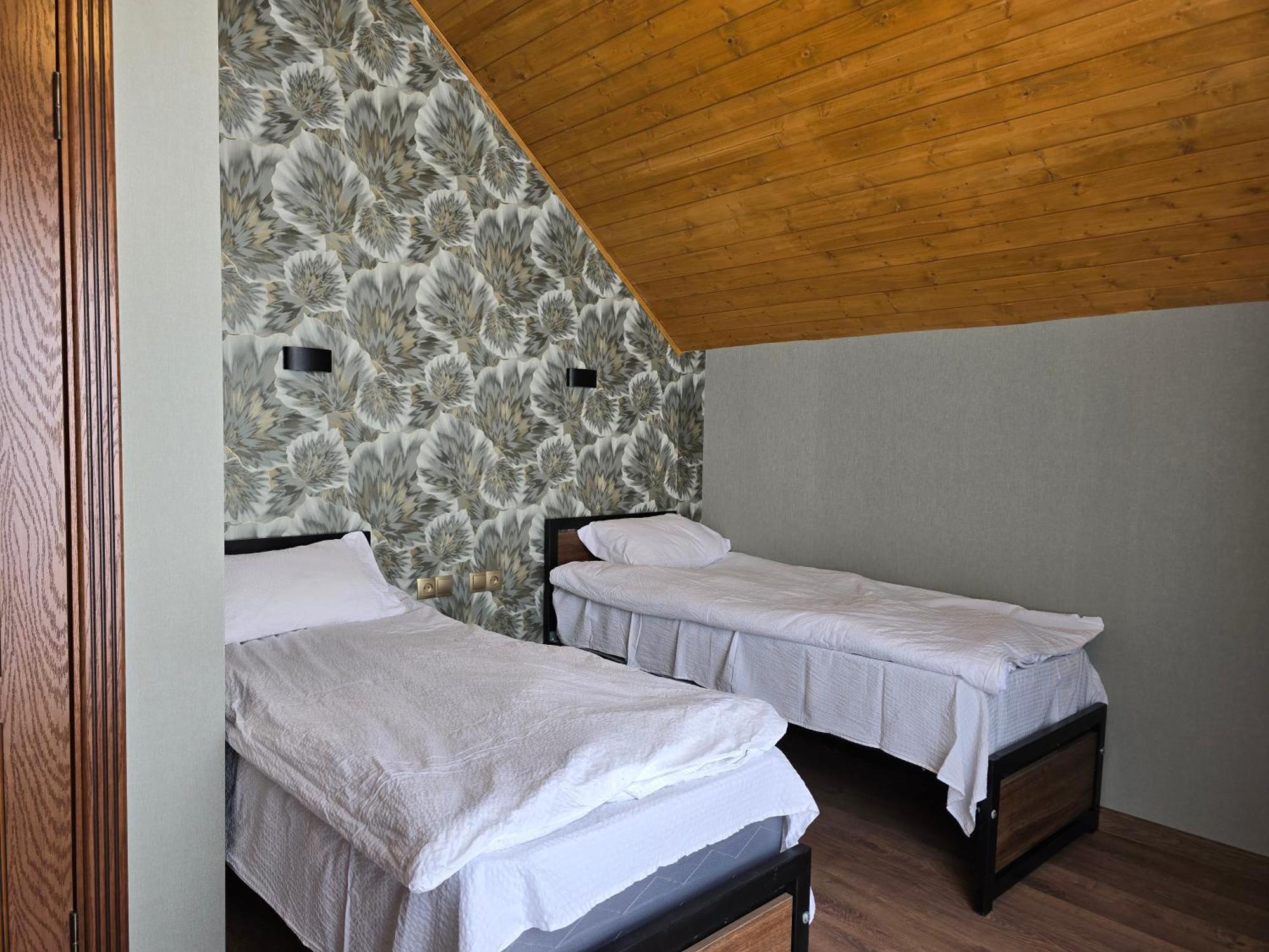 Appartamento Kazbegi Folk Esterno foto